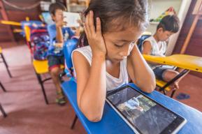 اليونسكو تطلق نداءً عاجلاً لاستخدام التكنولوجيا بطريقة مناسبة في التعليم 