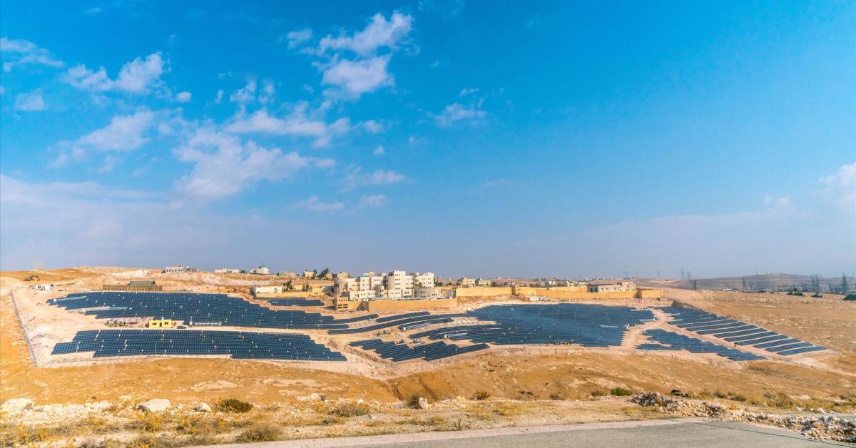 تتفوق المنطقة العربية في أبحاث الطاقة الشمسية وطاقة الرياح