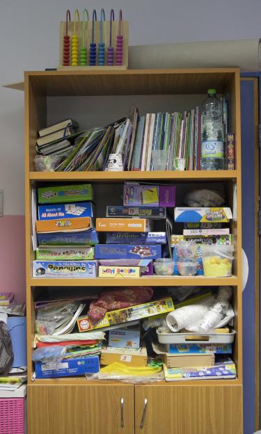 Bookcase in hospital-based Determination School 