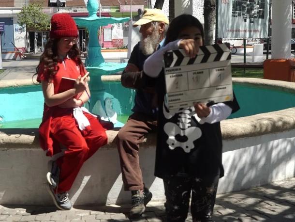 En Chile, con apoyo de la UNESCO y Fundación Olivo, estudiantes recopilaron canciones de la tradición oral y realizaron un documental para su preservación y difusión