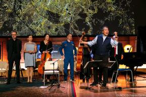 UNESCO welcomes the acclaimed cellist Yo-Yo Ma