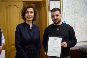 أوكرانيا: أودري أزولاي وفولوديمير زيلينسكي يعتزمان إنعاش القطاع الثقافي