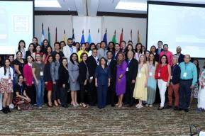 Expertos abordan evaluaciones regionales de aprendizaje de la UNESCO en seminario organizado por el Ministerio de Educación de Panamá