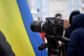 L'UNESCO renforce son soutien financier envers les journalistes ukrainiens
