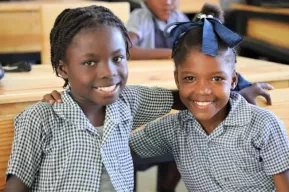 UNICEF y la UNESCO reiteran su llamamiento para que se respete el derecho de los niños a la educación en Haití ante la creciente inseguridad e inestabilidad sociopolítica