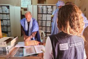 L’UNESCO lance un projet en Mauritanie pour soutenir les bibliothèques du désert