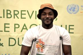 Stive Mapaga partage son expérience au Laboratoire du Nouveau Monde de Libreville
