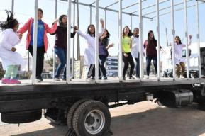 Museum on wheels: UNESCO Prize laureate brings science education to rural Peruvian girls 