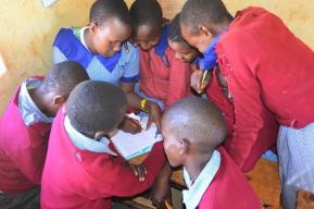 教科文组织奖项得主借力社区以确保肯尼亚偏远地区女童教育