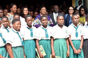Les filles peuvent coder: Le programme Information pour tous de l'UNESCO lance un nouveau projet au Ghana